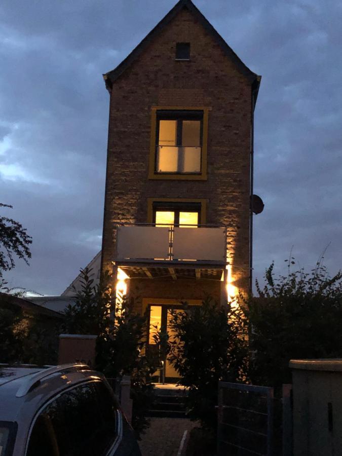 Station1 Villa Westhofen Exteriör bild
