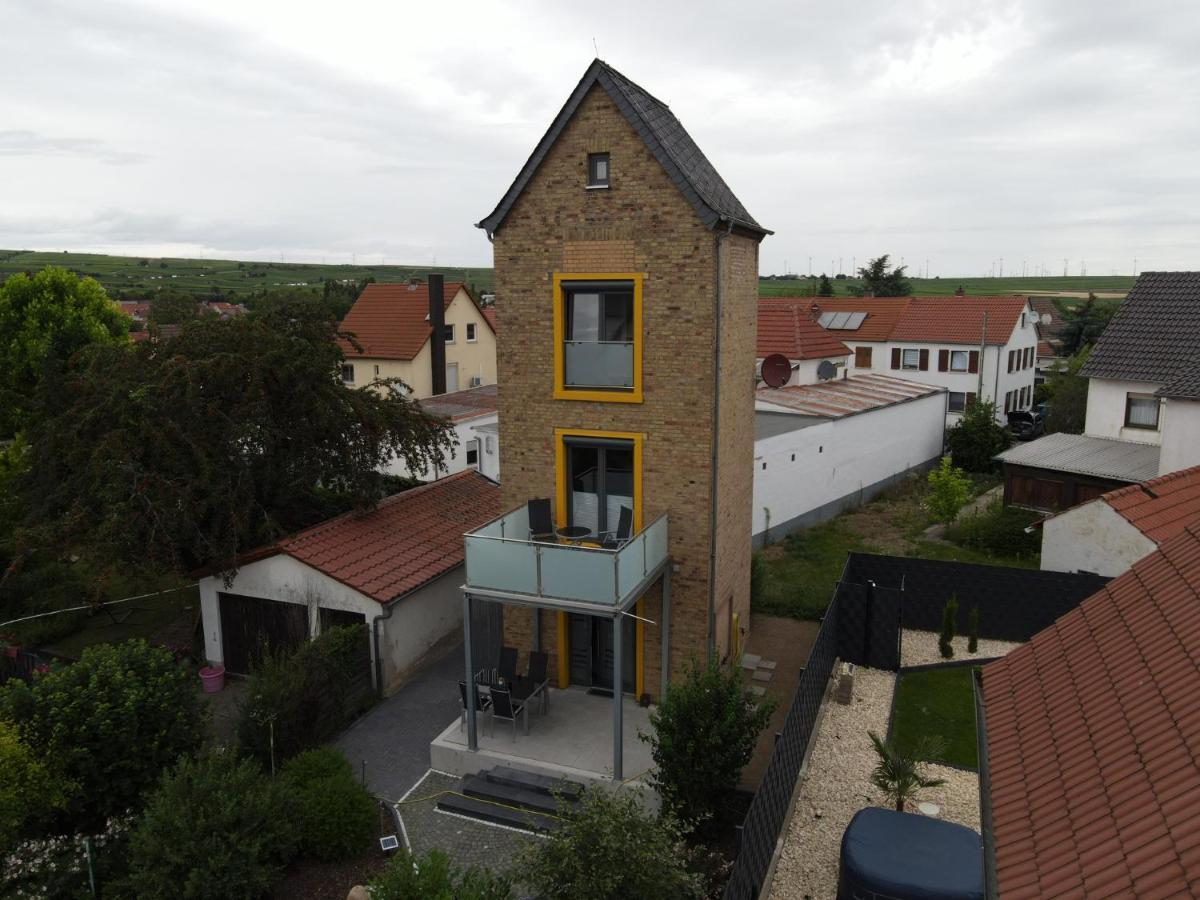 Station1 Villa Westhofen Exteriör bild