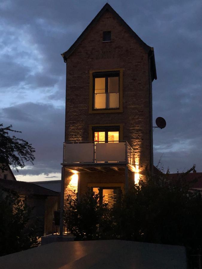 Station1 Villa Westhofen Exteriör bild